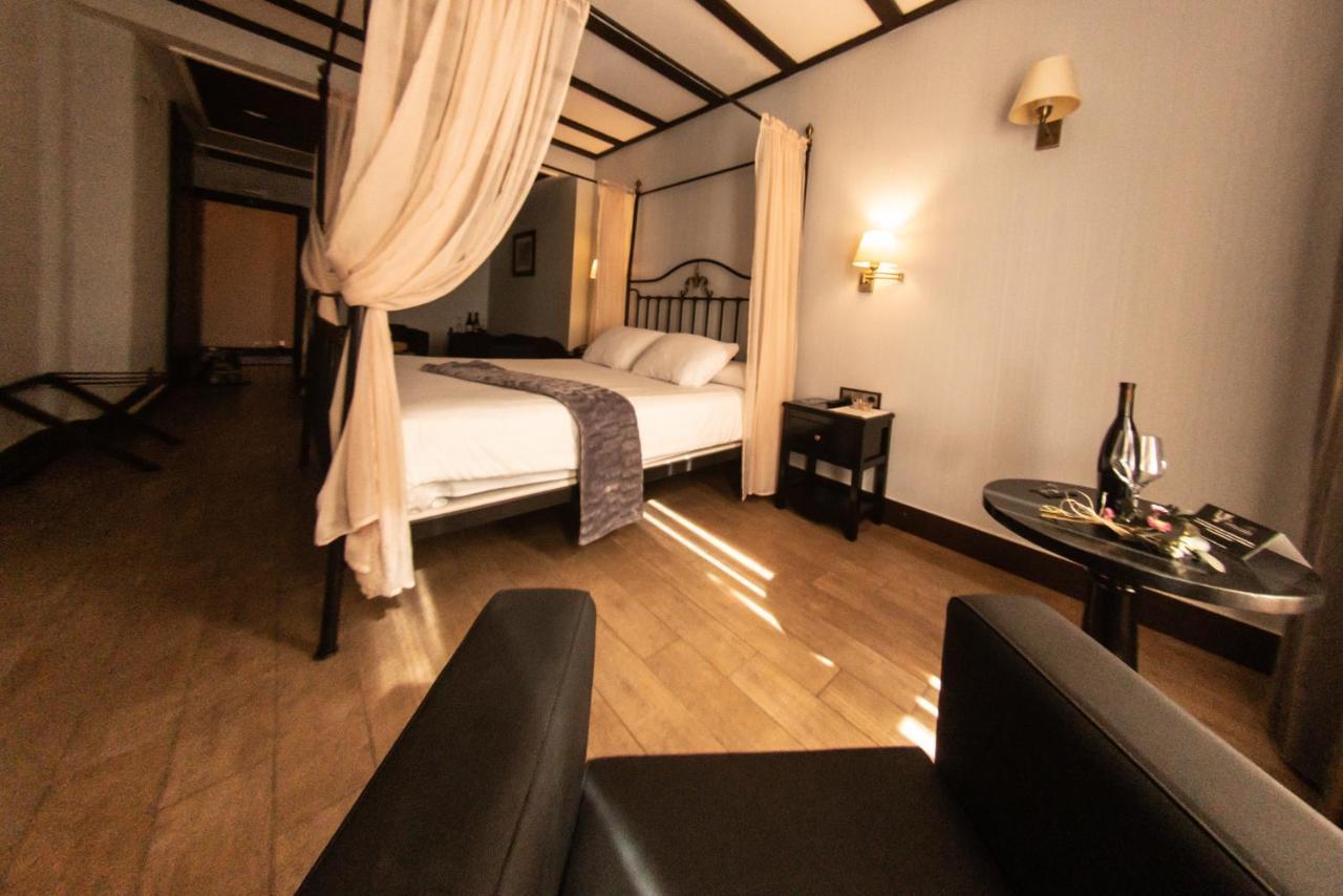 Complejo Enoturistico Finca La Estacada Таранкон Экстерьер фото